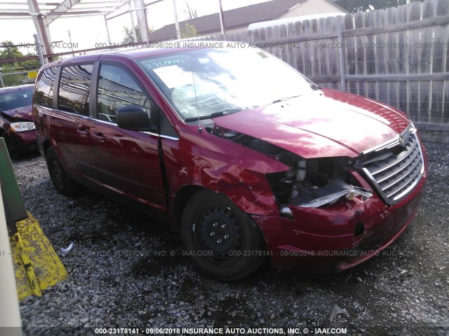 2A4RR4DE3AR136036 - 2010 CHRYSLER TOWN & COUNTRY LX RED photo 1