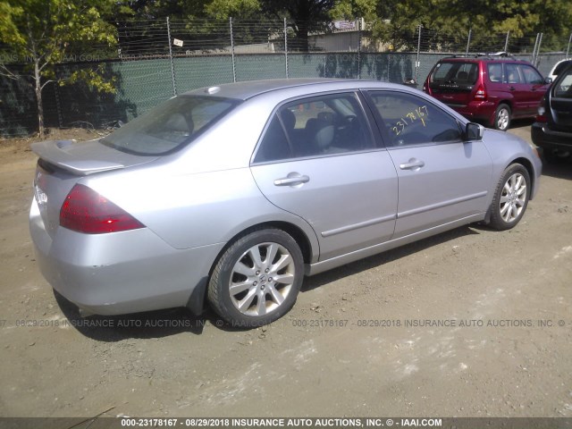 1HGCM66887A059658 - 2007 HONDA ACCORD SILVER photo 4