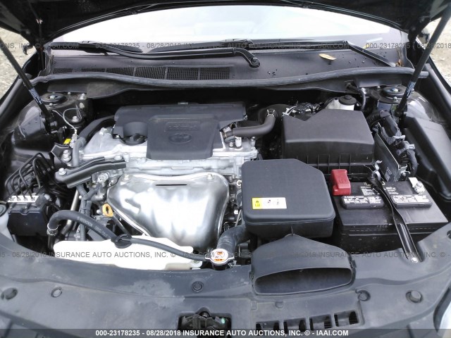 4T1BF1FK2HU813944 - 2017 TOYOTA CAMRY LE/XLE/SE/XSE 黑色 照片 10