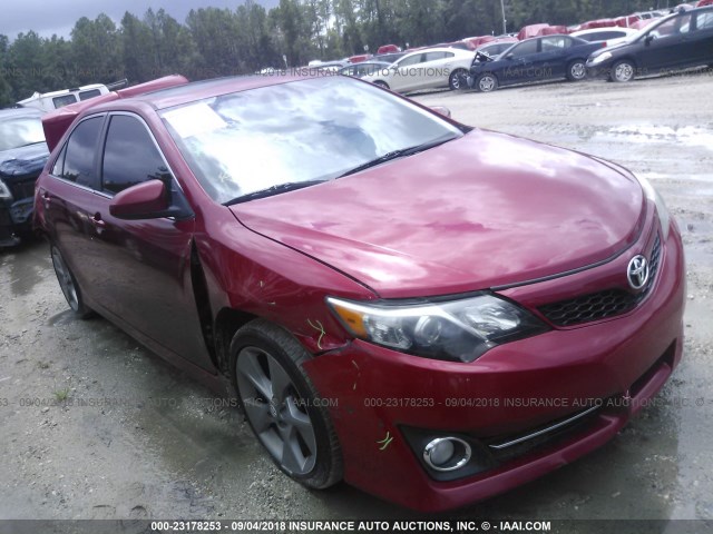 4T1BK1FK2DU527422 - 2013 TOYOTA CAMRY SE/XLE RED photo 1