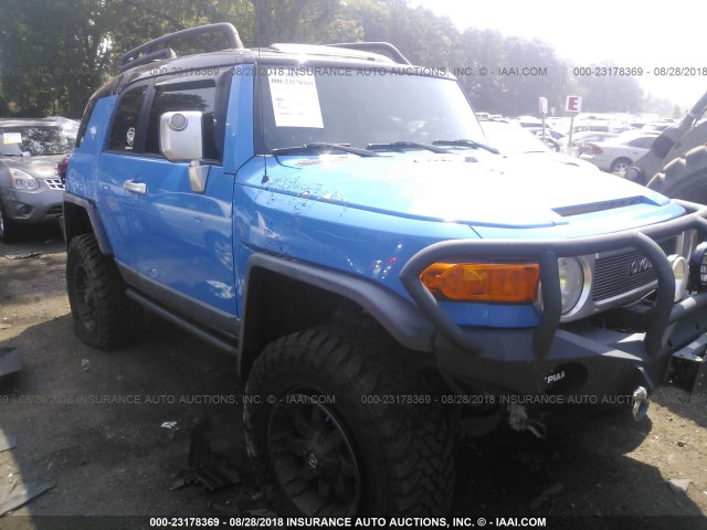 JTEBU11F770004834 - 2007 TOYOTA FJ CRUISER BLUE photo 6