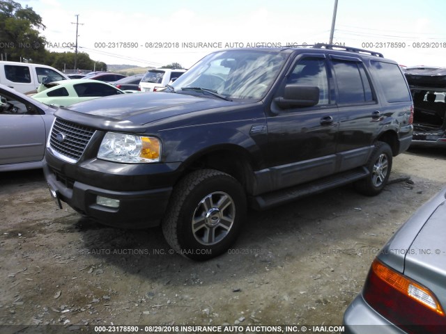 1FMFU16596LA45657 - 2006 FORD EXPEDITION XLT BROWN photo 2