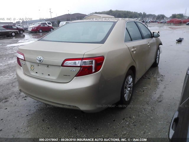 4T1BF1FKXCU059104 - 2012 TOYOTA CAMRY SE/LE/XLE ოქროსფერი ფოტო 4