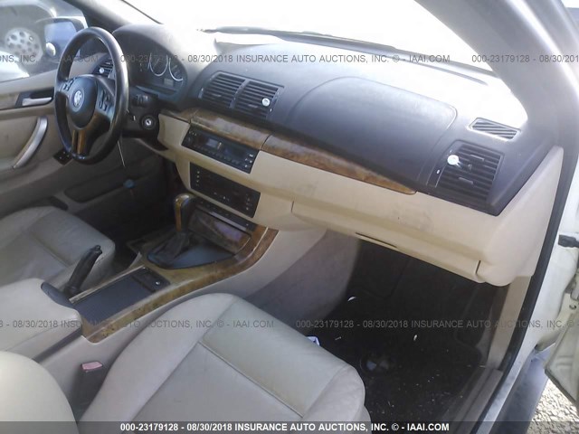 WBAFA53541LM66877 - 2001 BMW X5 3.0I WHITE photo 5