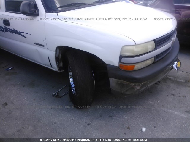 1GCGC29U6YE384064 - 2000 CHEVROLET SILVERADO C2500 WHITE photo 6