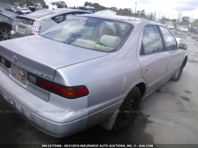 4T1BG22K2XU420744 - 1999 TOYOTA CAMRY CE/LE/XLE 棕色 照片 4