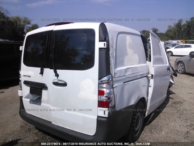 WD3PG2EA8H3324244 - 2017 MERCEDES-BENZ METRIS WHITE photo 4