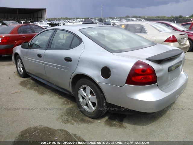 2G2WP552281145588 - 2008 PONTIAC GRAND PRIX Сріблястий фото 3