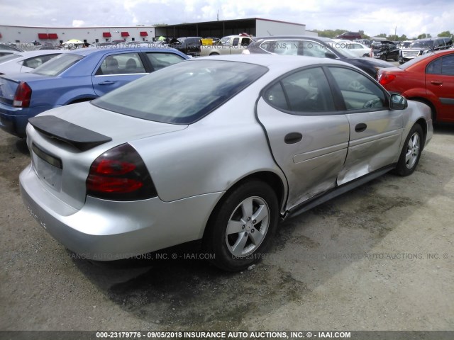 2G2WP552281145588 - 2008 PONTIAC GRAND PRIX Сріблястий фото 4