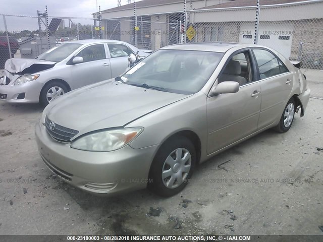 4T1BE32K52U564115 - 2002 TOYOTA CAMRY LE/XLE/SE 棕色 照片 2