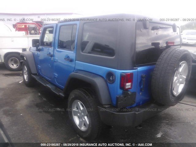 1C4BJWDG7GL243698 - 2016 JEEP WRANGLER UNLIMITE SPORT BLUE photo 3