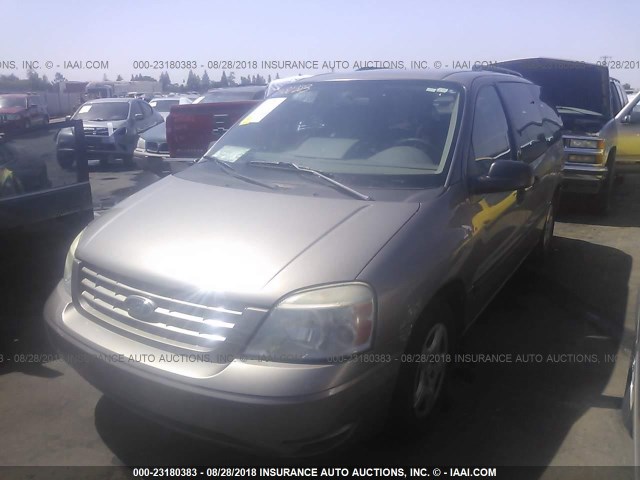 2FMZA51605BA64058 - 2005 FORD FREESTAR SE GOLD photo 2