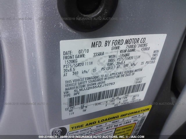 5LMJJ2H55AEJ10763 - 2010 LINCOLN NAVIGATOR WHITE photo 9