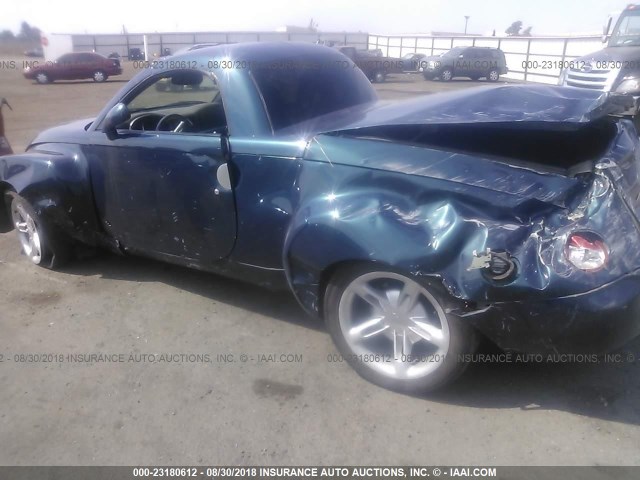 1GCES14H65B121214 - 2005 CHEVROLET SSR 深蓝色 照片 6