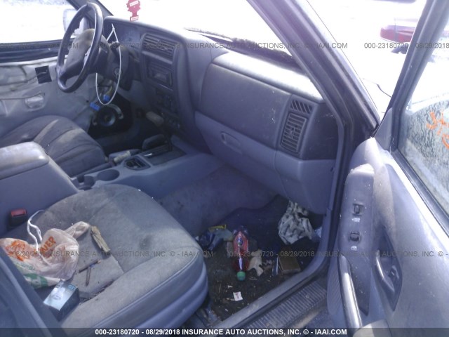 1J4FJ68S6WL257245 - 1998 JEEP CHEROKEE SPORT/CLASSIC შავი ფოტო 5