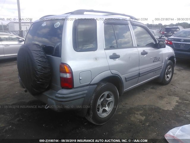 2CNBJ734126951343 - 2002 CHEVROLET TRACKER ZR2 银色 照片 4
