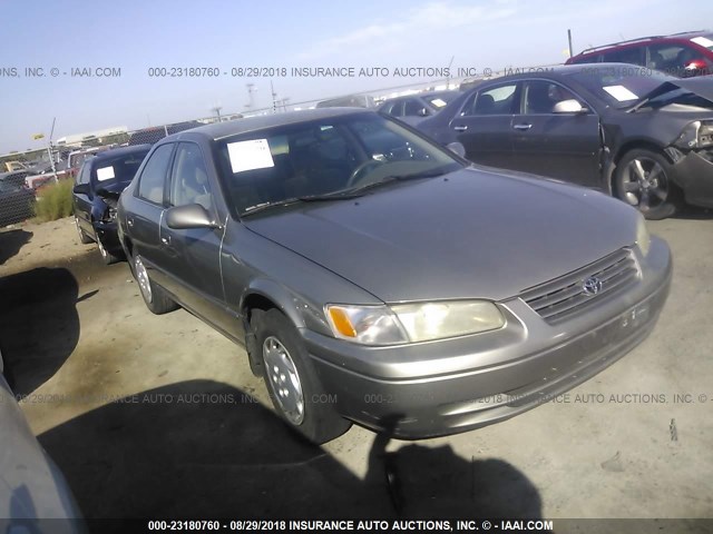 JT2BG22K7W0235592 - 1998 TOYOTA CAMRY CE/LE/XLE 灰色 照片 1