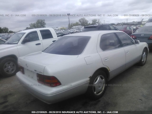 JT8BH28F7V0096561 - 1997 LEXUS LS 400 WHITE photo 4