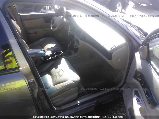 2G4WB55K821230495 - 2002 BUICK REGAL LS BROWN photo 5
