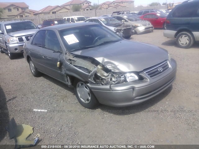 4T1BG22K4YU695100 - 2000 TOYOTA CAMRY CE/LE/XLE 灰色 照片 1