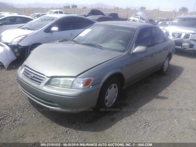 4T1BG22K4YU695100 - 2000 TOYOTA CAMRY CE/LE/XLE 灰色 照片 2