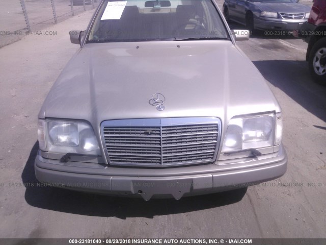 WDBEA32EXRC021610 - 1994 MERCEDES-BENZ E 320 GRAY photo 6