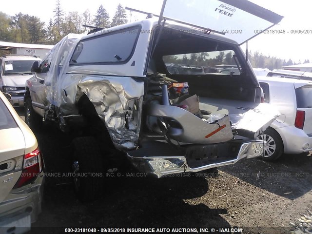 3D7KU28C04G217966 - 2004 DODGE RAM 2500 ST/SLT 银色 照片 3