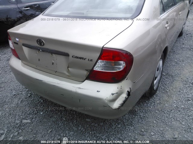 4T1BE32K52U022366 - 2002 TOYOTA CAMRY LE/XLE/SE 金色 照片 6