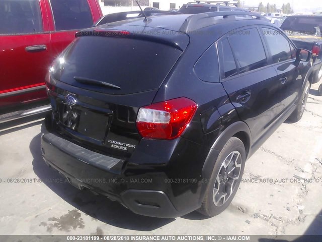JF2GPABC5H8225441 - 2017 SUBARU CROSSTREK PREMIUM შავი ფოტო 4