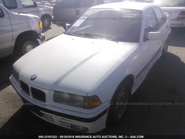 WBACB431XNFF84169 - 1992 BMW 325 I AUTOMATIC WHITE photo 2