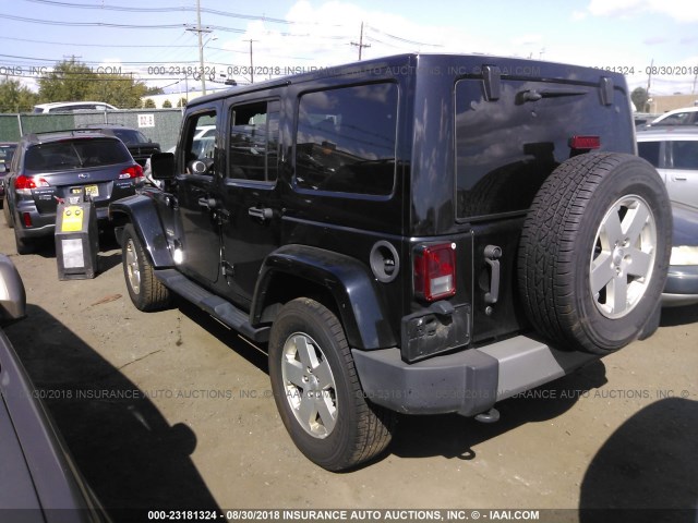 1C4HJWEG9CL226470 - 2012 JEEP WRANGLER UNLIMITE SAHARA BLACK photo 3