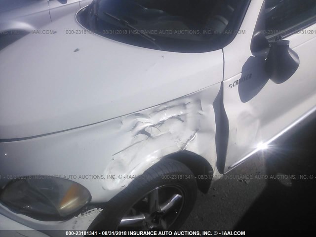 3C4FY48B32T346758 - 2002 CHRYSLER PT CRUISER CLASSIC 白色 照片 6
