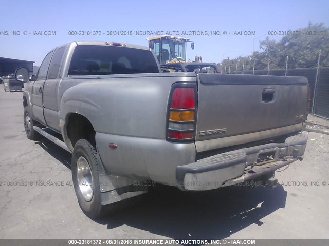 1GTJK39161E333545 - 2001 GMC NEW SIERRA K3500 GOLD photo 3