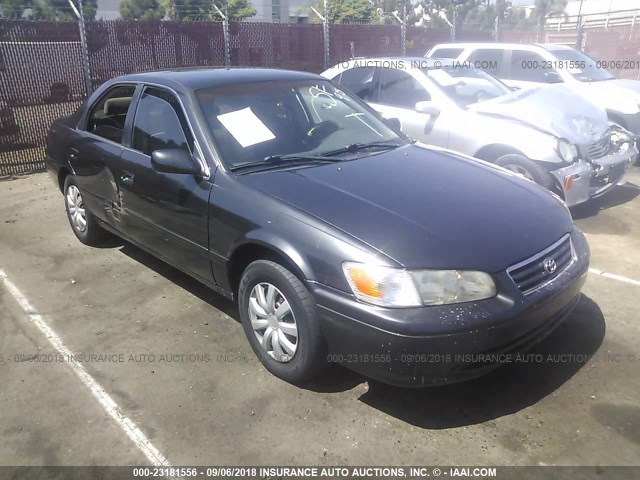 4T1BG22K5YU998130 - 2000 TOYOTA CAMRY CE/LE/XLE 灰色 照片 1