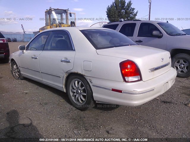 KMHFU45D81A133257 - 2001 HYUNDAI XG 300 WHITE photo 3