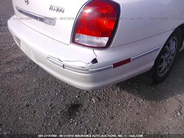 KMHFU45D81A133257 - 2001 HYUNDAI XG 300 WHITE photo 6