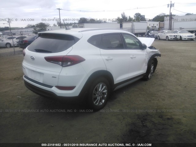 KM8J3CA45HU484309 - 2017 HYUNDAI TUCSON LIMITED/SPORT AND ECO/SE WHITE photo 4