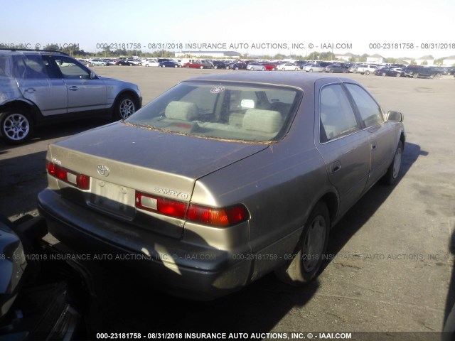 4T1BG22K4XU542814 - 1999 TOYOTA CAMRY CE/LE/XLE 金色 照片 4