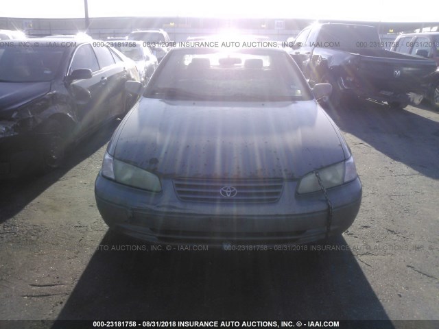 4T1BG22K4XU542814 - 1999 TOYOTA CAMRY CE/LE/XLE GOLD photo 6