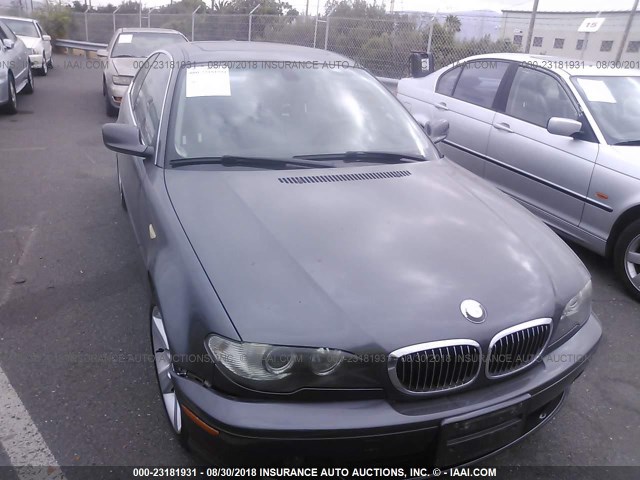 WBABV134X5JT23985 - 2005 BMW 325 CI SULEV GRAY photo 1