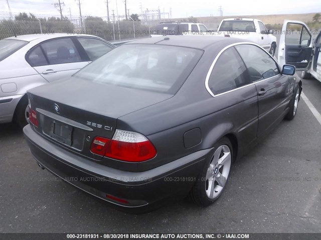 WBABV134X5JT23985 - 2005 BMW 325 CI SULEV GRAY photo 4