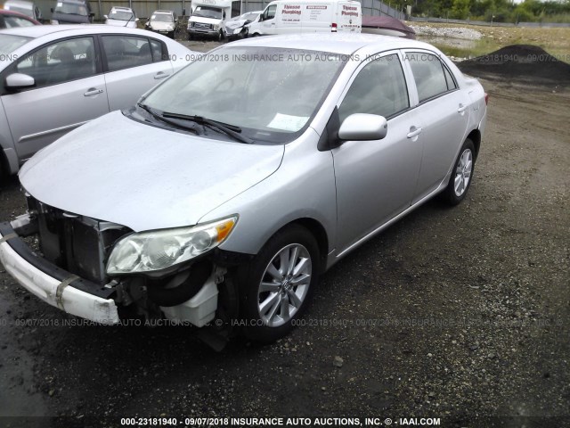 JTDBL40EX99043563 - 2009 TOYOTA COROLLA LE/XLE SILVER photo 2