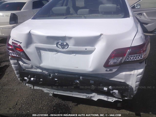 4T1BF3EK6BU753896 - 2011 TOYOTA CAMRY SE/LE/XLE 白色 照片 6