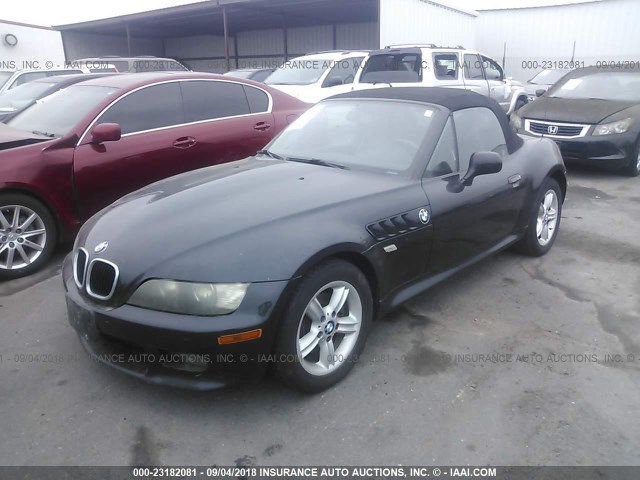 4USCH9346YLF83657 - 2000 BMW Z3 2.3 BLACK photo 2