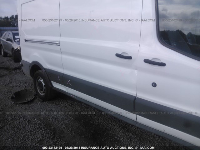 1FTYR2XM5JKA85159 - 2018 FORD TRANSIT T-250 WHITE photo 6