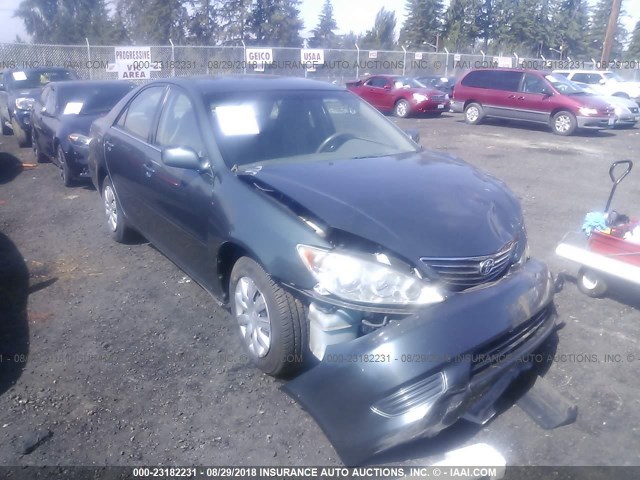 4T1BE32K05U076677 - 2005 TOYOTA CAMRY LE/XLE/SE Теңіз көгі фото 1