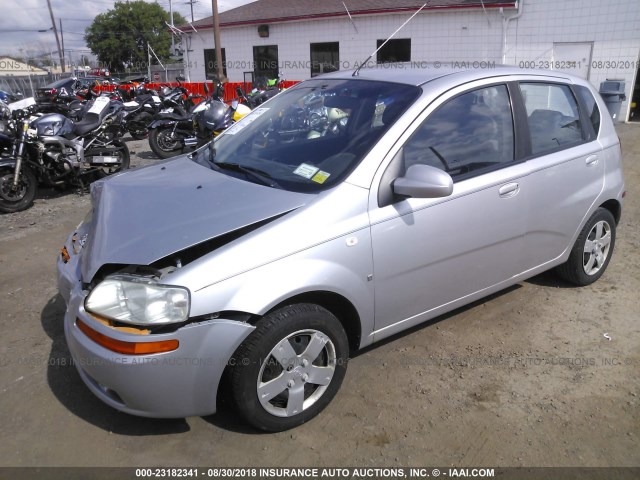 KL1TD66658B256352 - 2008 CHEVROLET AVEO LS SILVER photo 2