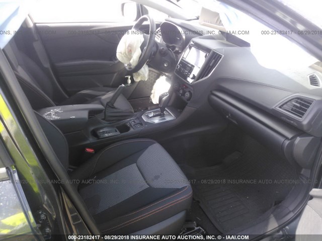 JF2GTADC4JH306302 - 2018 SUBARU CROSSTREK PREMIUM Сұр фото 5
