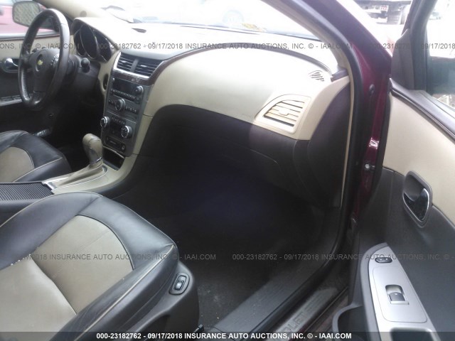 1G1ZK57B19F137828 - 2009 CHEVROLET MALIBU LTZ 红色 照片 5