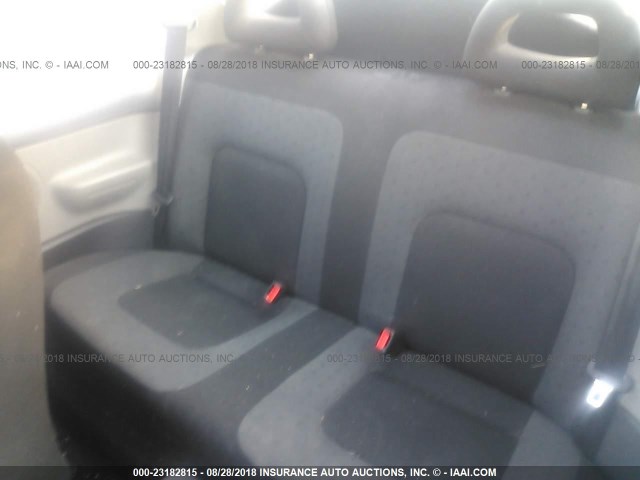 3VWBA21C7XM425214 - 1999 VOLKSWAGEN NEW BEETLE GL 银色 照片 8